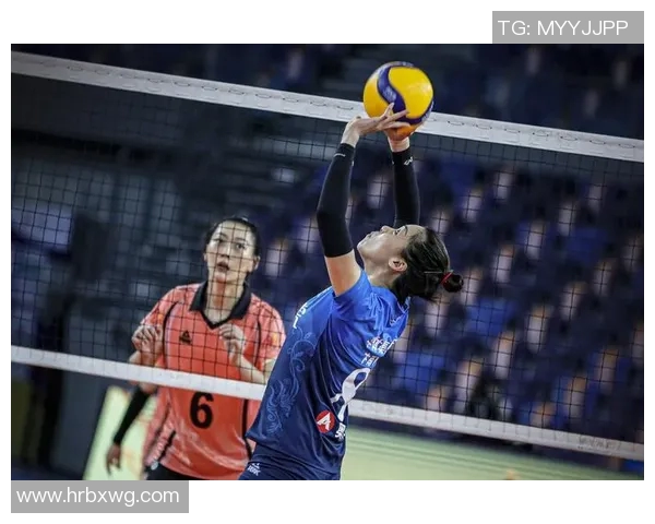 深圳排球队的个人能力揭秘:排球巨献背后的训练与成长之路 深圳排球队的个人能力揭秘:排球巨献背后的训练与成长之路