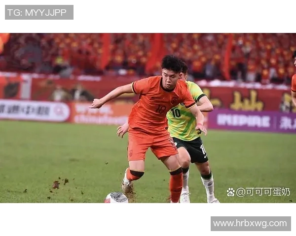 中国6号足球明星的崛起与荣耀背后的故事与成就分析